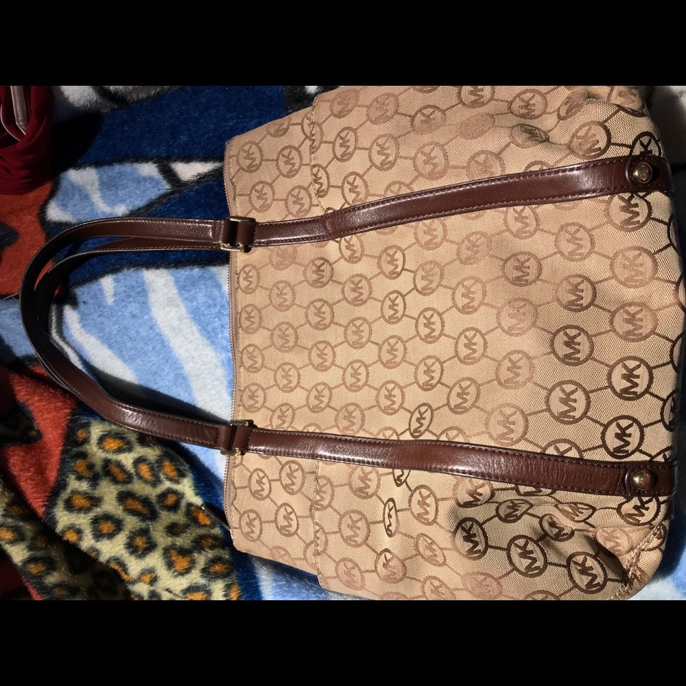 Michael Kors purse